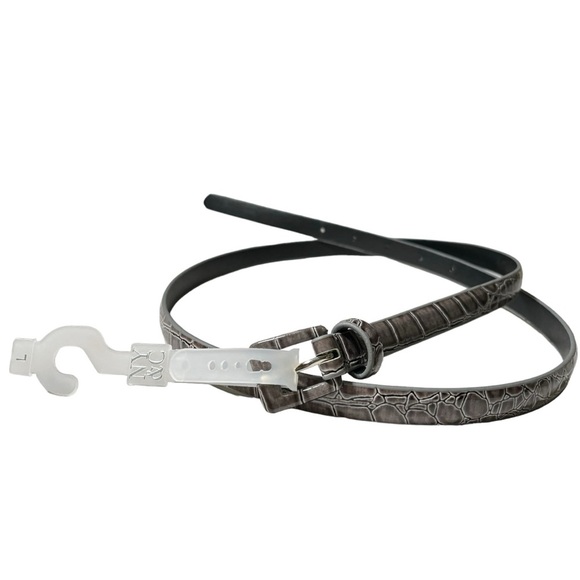 NWT New York & Co and Target Skinny Belt Bundle Faux Leather Women's Size Large - Picture 2 of 13